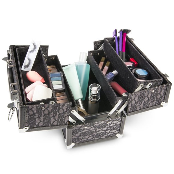 Caboodles Make Me Over Cosmetic Train Case Lace - Picture 2 of 4